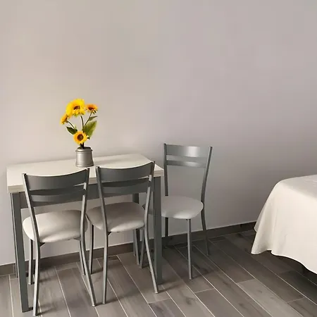 Apartament Estudio Cerca De La Playa Y Del Centro Del Pueblo