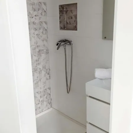 Estudio Cerca De La Playa Y Del Centro Del Pueblo