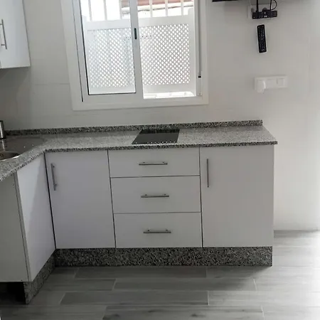 Apartment Estudio Cerca De La Playa Y Del Centro Del Pueblo *